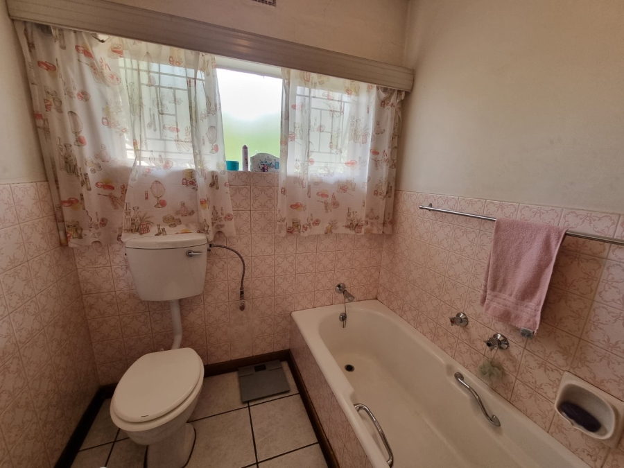 4 Bedroom Property for Sale in Panorama Free State